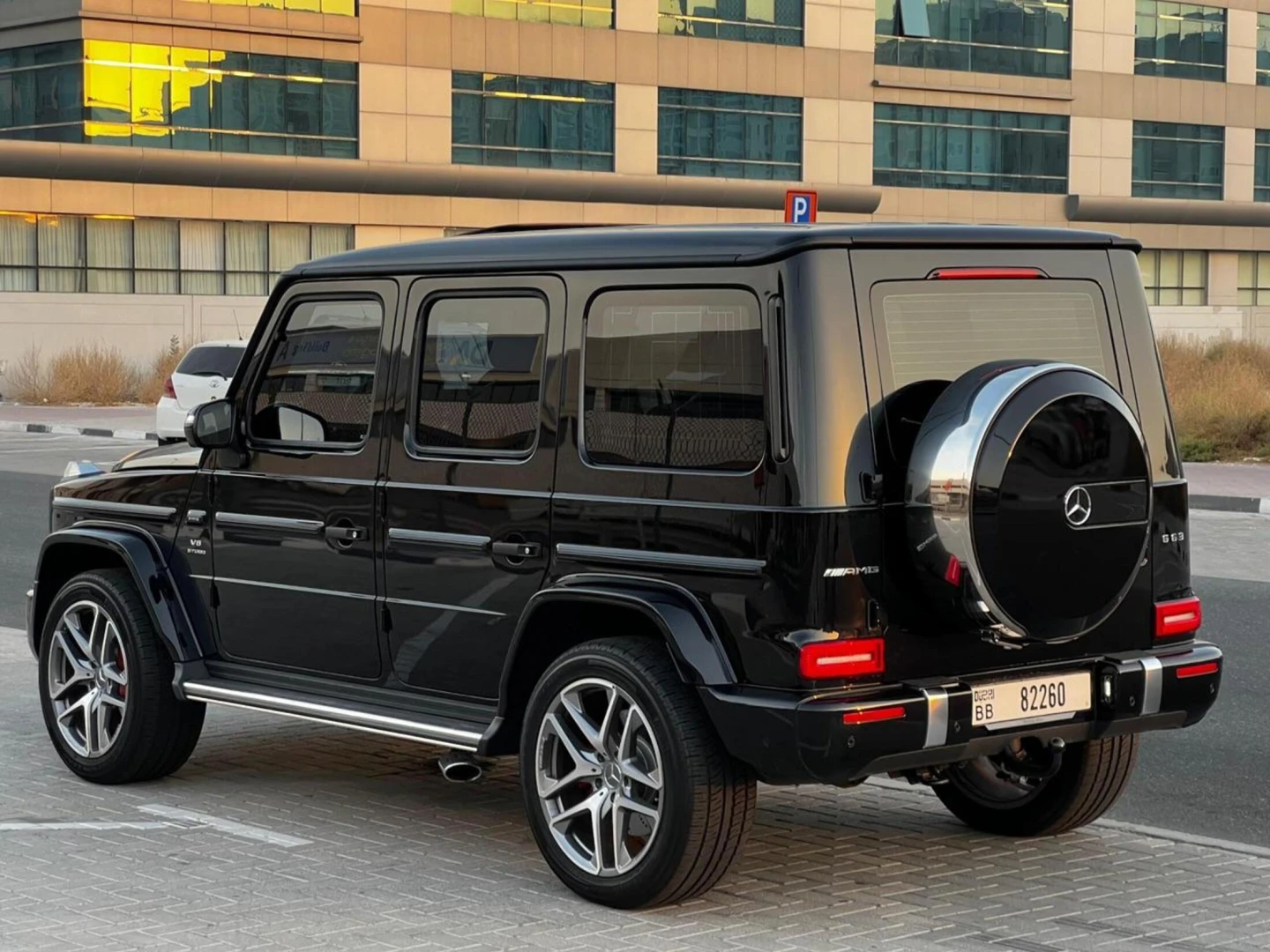 Mercedes-Benz Benz 2024 - SUV thumbnail NaN